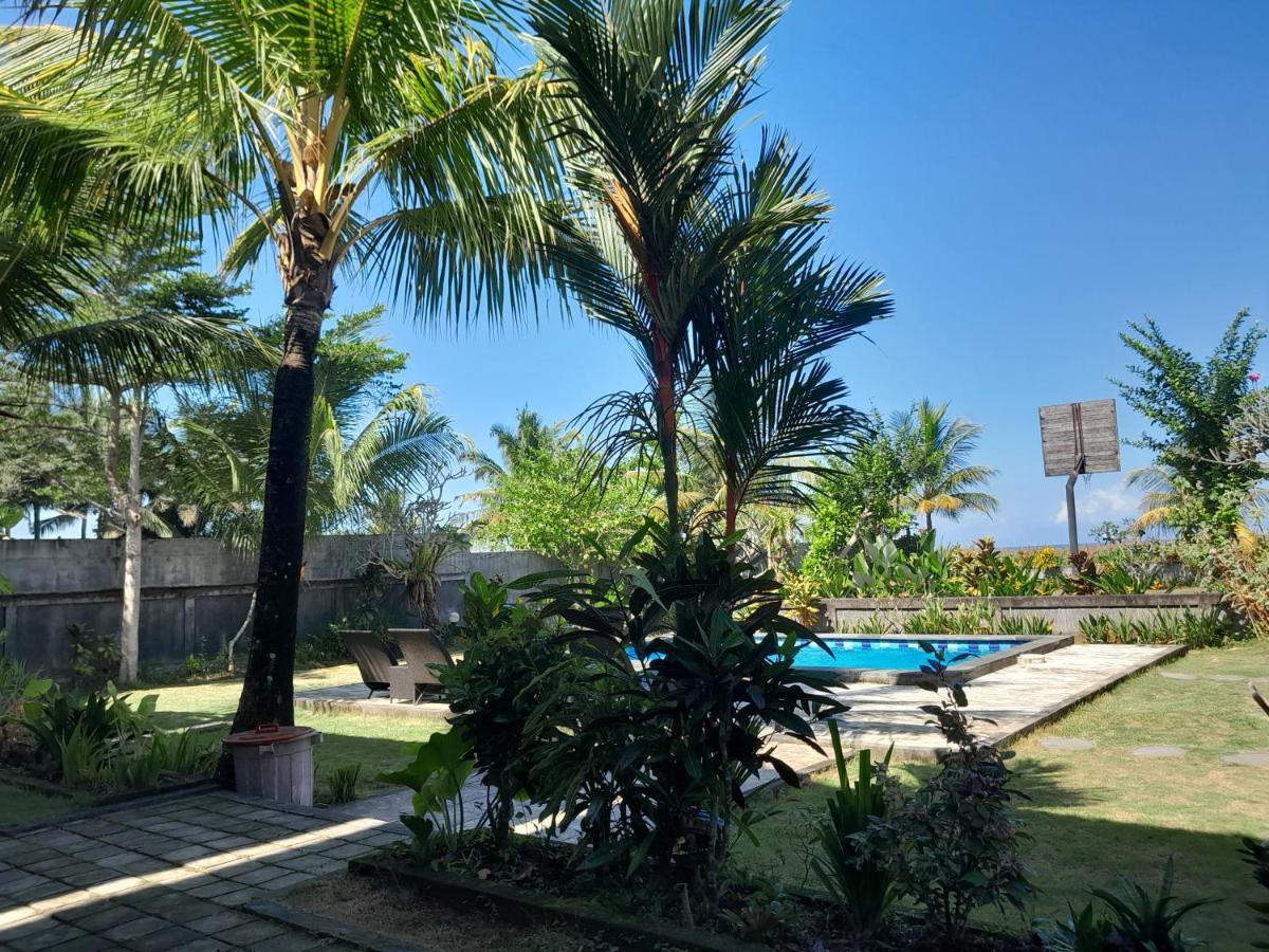 Khalisha Villa Airsatang Exterior photo