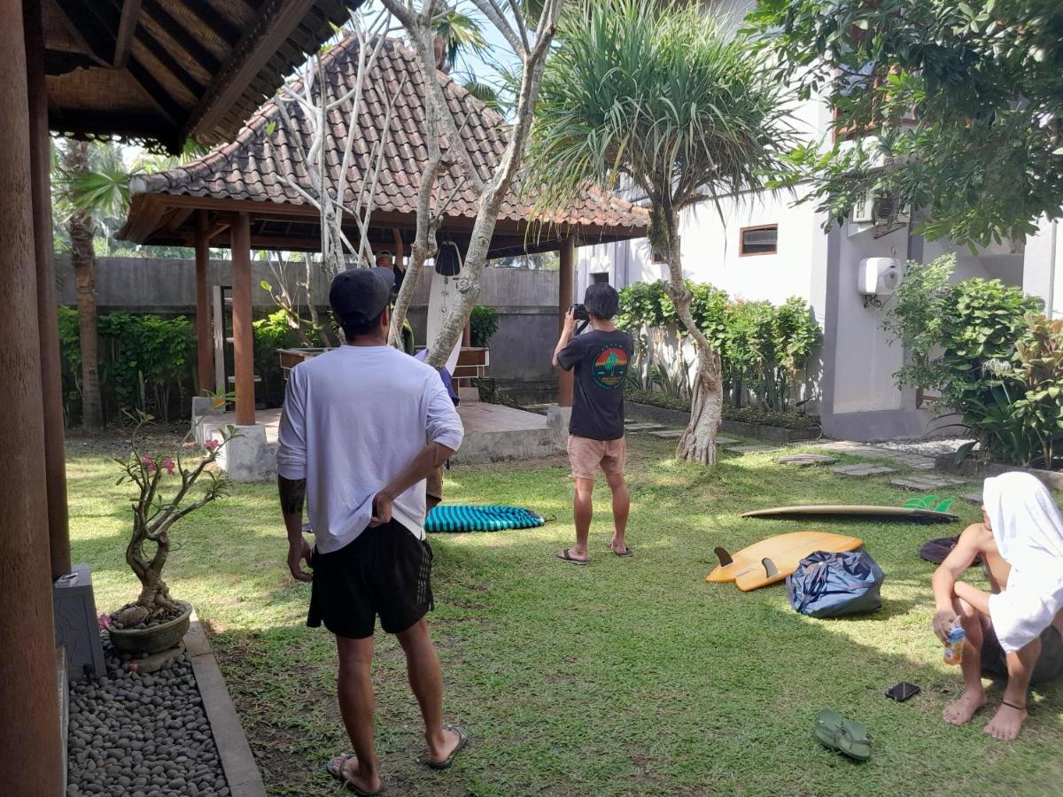 Khalisha Villa Airsatang Exterior photo