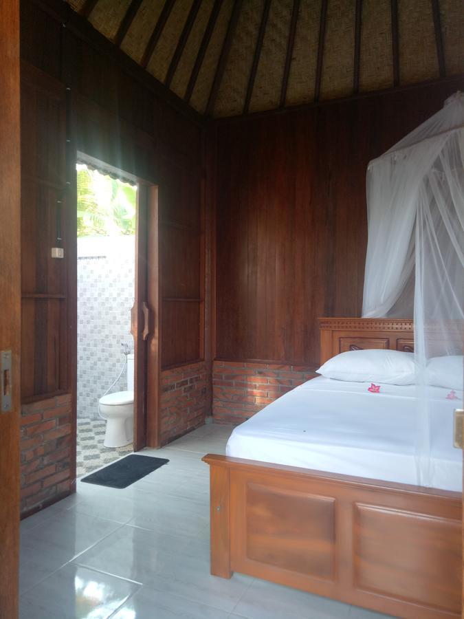 Khalisha Villa Airsatang Exterior photo